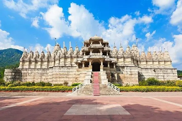 Kumbhalgarh Fort and Ranakpur temple in a day