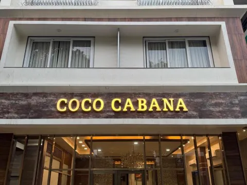 Façade of Coco Cabana in Varanasi