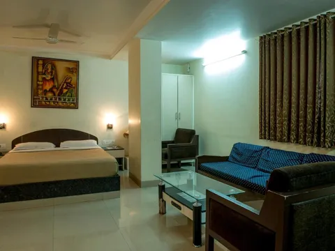 Room of Hotel Linkway in Mumbai