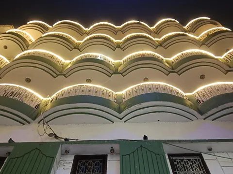 Common room of Sandhya Guest House in Varanasi