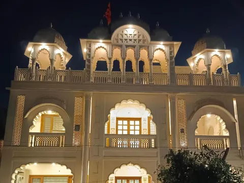 Façade of The Taj Vista in Agra