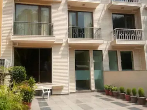 Façade of UDS Villa in New Delhi