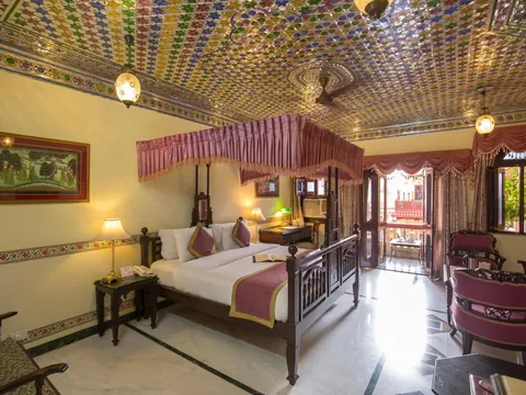 Room of Umaid Bhawan in Jaipur